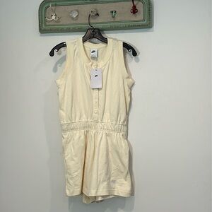 Nike egg cream kids size large romper sleeveless snap from New with tags